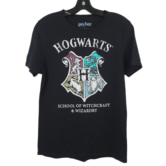 Hogwarts Harry Potter T Shirt Size M Crest Graphic School Witchcraft Wizardry - Picture 4 of 9